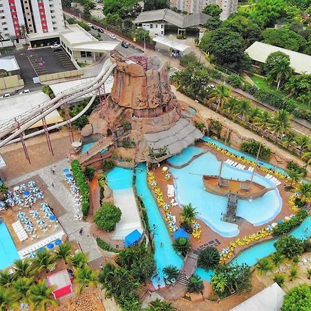 Spazzio Andrian & Silva - Inclusos Ingressos Do Parque Caldas Novas Exterior foto