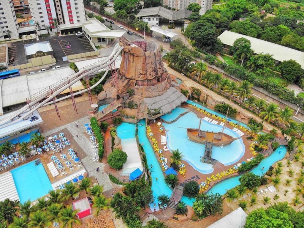 Spazzio Andrian & Silva - Inclusos Ingressos Do Parque Caldas Novas Exterior foto